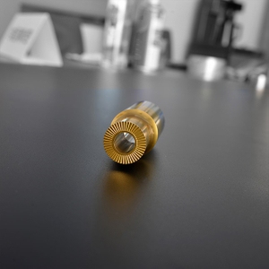 Punzones de lat&oacute;n para punzones de metal