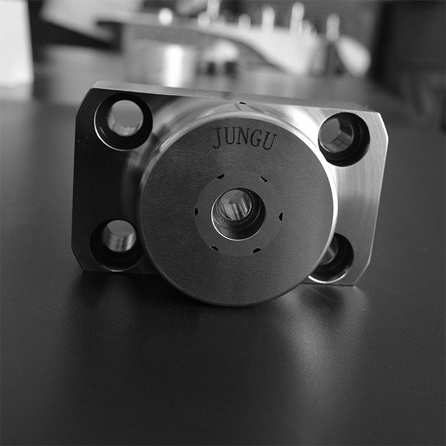 Hochpr&auml;zise Matrizenmutter f&uuml;r Hartmetall